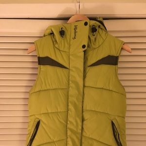 Billabong women’s puffy vest